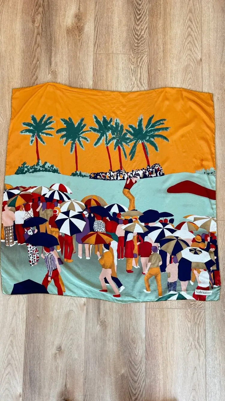 Valentino Vintage 1980s 100% Pure Silk Golf Tournament Scarf Italy